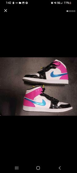 Air Jordan 1 Mid SE