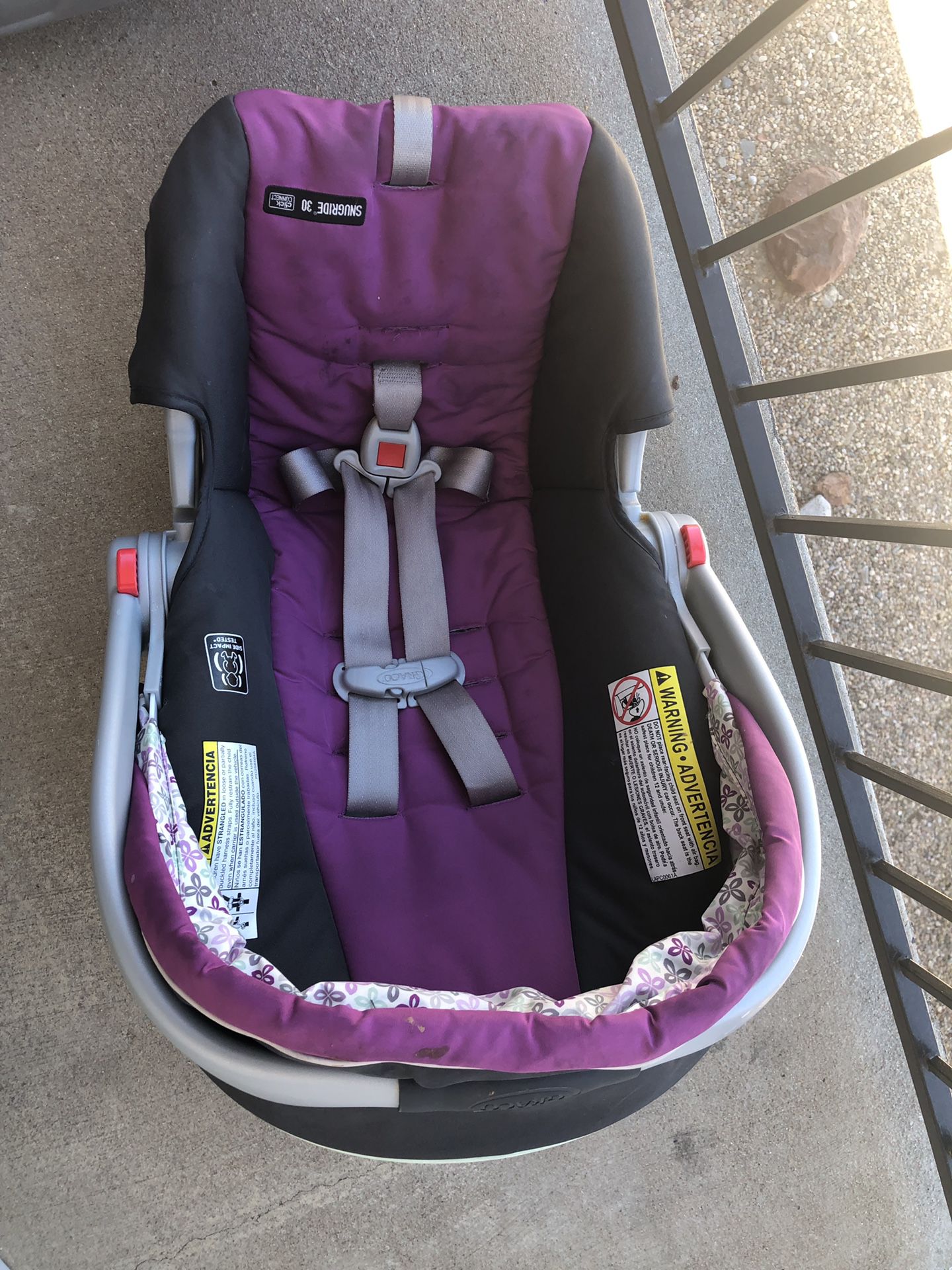 Graco SnugRide Click Connect 30 Infant Car Seat w/ Front Adjust, Kyte