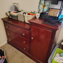 Savannah Dresser Good Condition