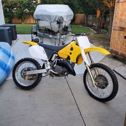 RM 125 Suzuki 