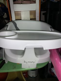 Ingenuity baby booster seat with straps and blue insert good condition