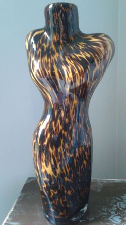 Vase for jewelry display