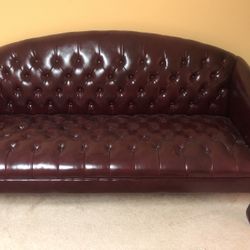 7 Pieces Mahogany Office Chairs Like new