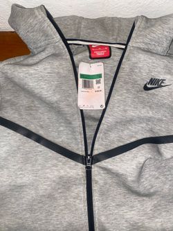 GREY NIKE TECH