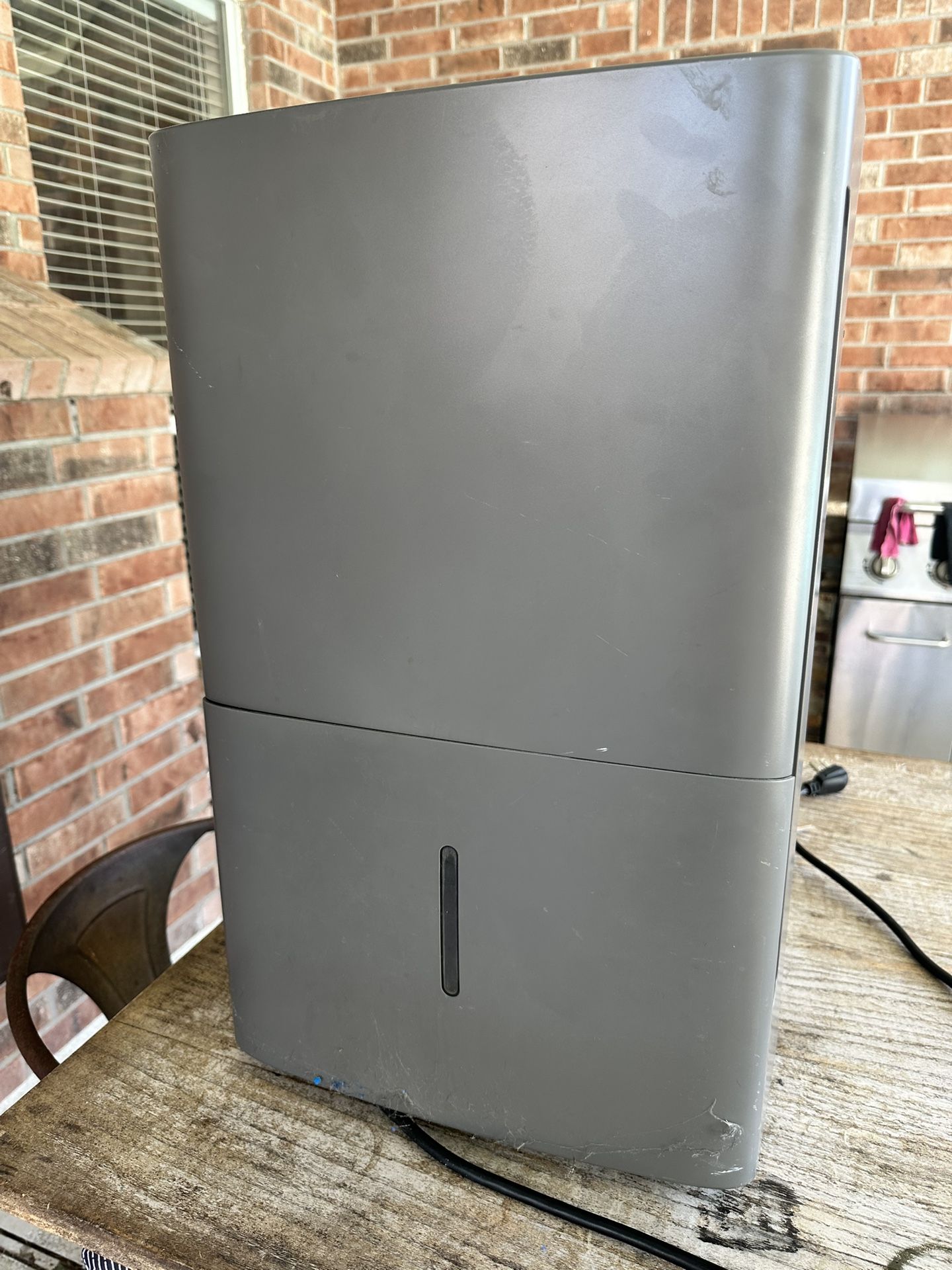 GE Dehumidifier - 72 Pints