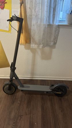 VOLPAM Electric Scooter — Brand New