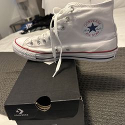 Two Pairs Of Chuck Taylor’s Converse 11.5 Men White And Black 