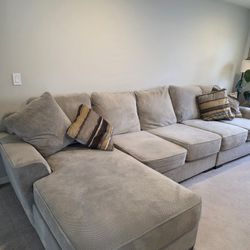 Couch & California King BD Set