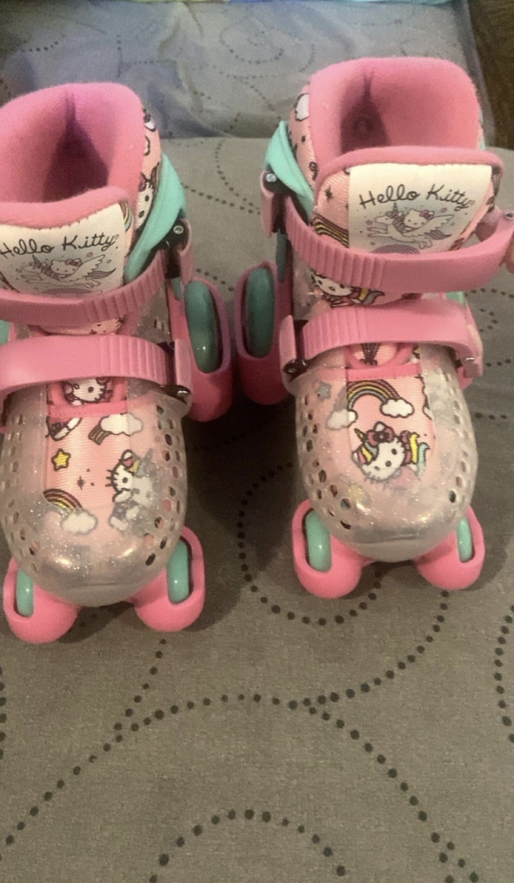 Hello Kitty Skates