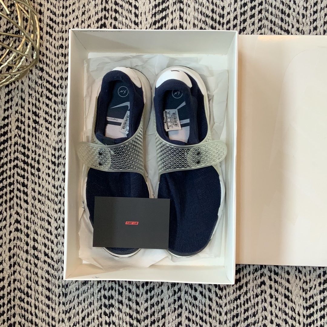 NIKE SOCK DART SP/ FRAGMENT Men’s 10US Colorway - obsidian/summit white Excellent condition, originally purchased as New from Flight Club NYC. Box in