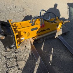 CAT 420 backhoe Breaker 750 FT lbs