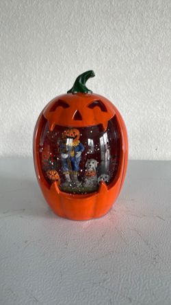 Halloween Pumpkin Snow Globe Decoration