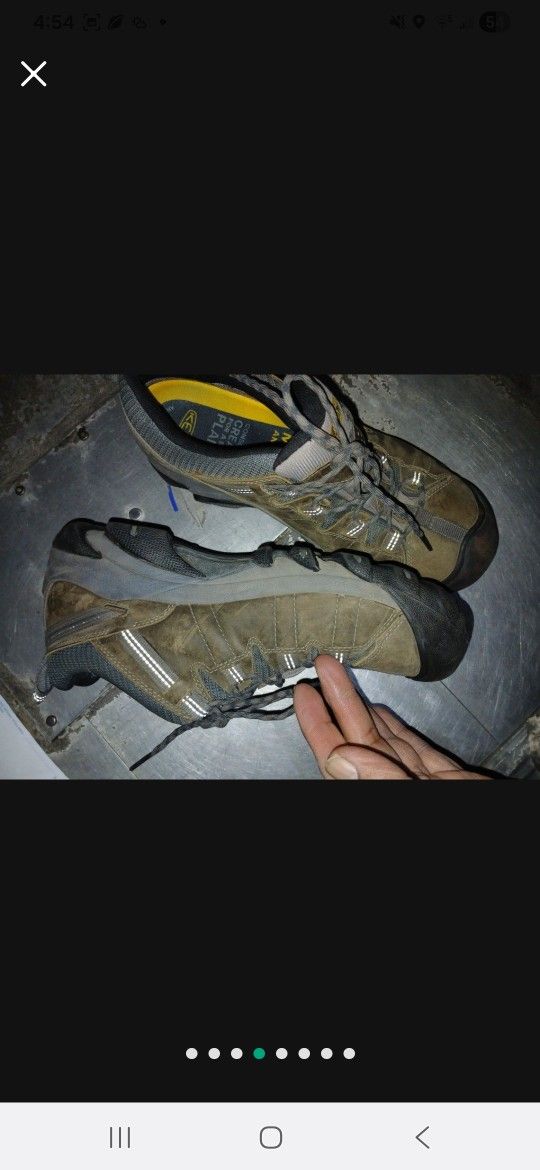 Keen Waterproof Hiking Shoes 10.5