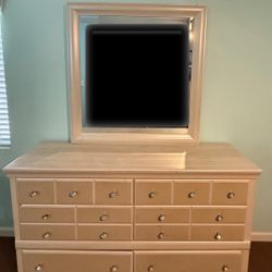 Dresser with Mirror Included