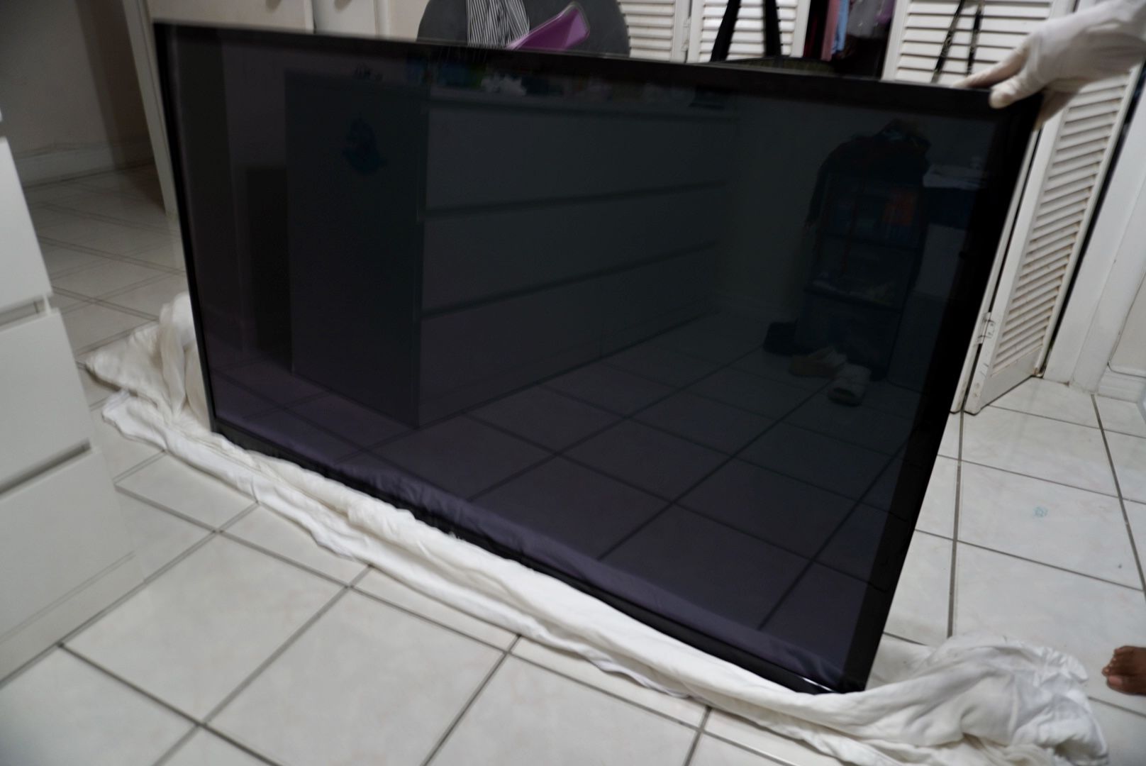 LG 60PV250 PLASMA TV MODEL NO NO. MODELE 60PV250-UB SVC CODE 60PV250-UB AUSZLUR SERIAL NO NO. DE SERIE (5821) 112RMGC3L183 AC 100-240 V 50/60
