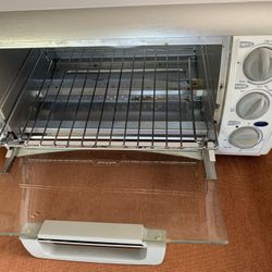 Black & Decker toaster oven