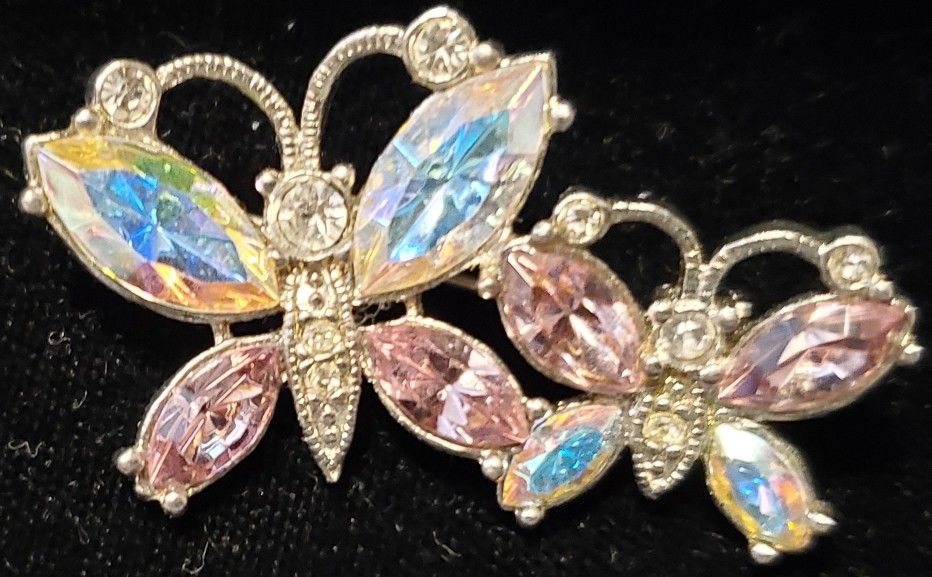 Woman's Brooch