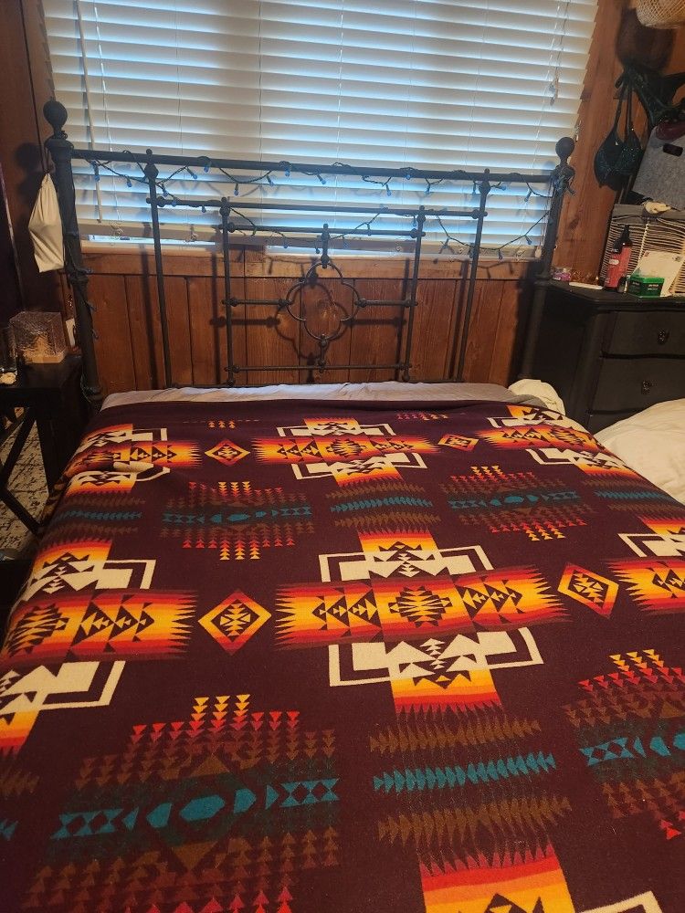Queen Bed Frame And Matress