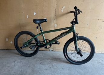 Old School HARO BMX SHREDDER (20 Inch) As Is