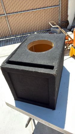 Subwoofer box