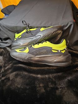 Size 10- 10. Puma RS DREAMER J COLE Lime Green 