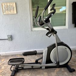NordicTrack SpaceSaver SE7i Rear Drive Smart Elliptical with Folding SpaceSaver Design, Compatible with iFIT Personal Training