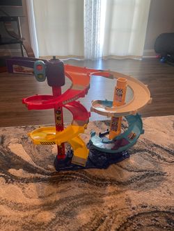 Toy car tower