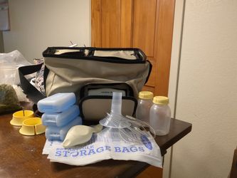 Double Breast Pump White Medela
