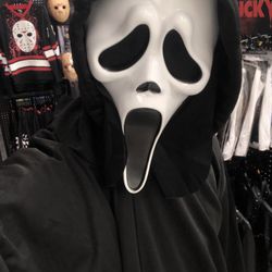 Ghostface Mask And Robe