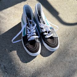Vans $40  OBO  Size 8 Woman- 6 1/2 Men 