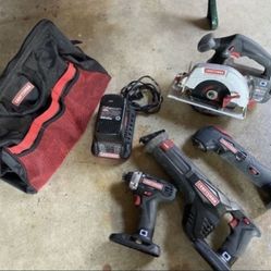 5 PIECE CRAFTSMAN POWER TOOL SET