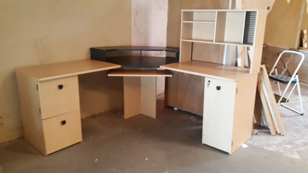 Corner desk unit. Desks, bookshelves, cabinets, file drawer