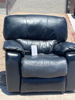 Free Leather Black Recliner