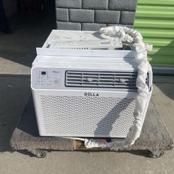 Della AC unit 12,000 BTU WIFI
