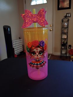 Decorative Cups