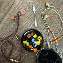 2 Skull Candy Headphones With A Ton Of Replacement Ear Buds and storage container. Iphone Aux Cord.