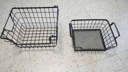 2 Metal Baskets