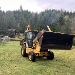 John Deere 310D Backhoe