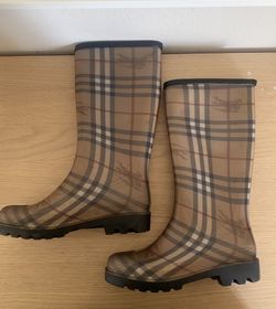 Burberry Rain boots 