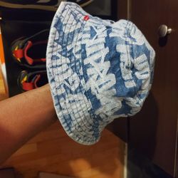 Supreme Denim Bucket Hat * Worn Once * OBO