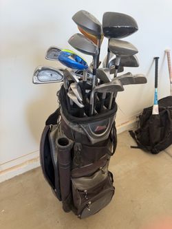 Full Set of Golf Clubs with Bag