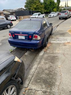 2001 Lexus IS 300