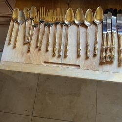 18 Piece Settings, GOLDEN Bamboo, Mid Century Used 