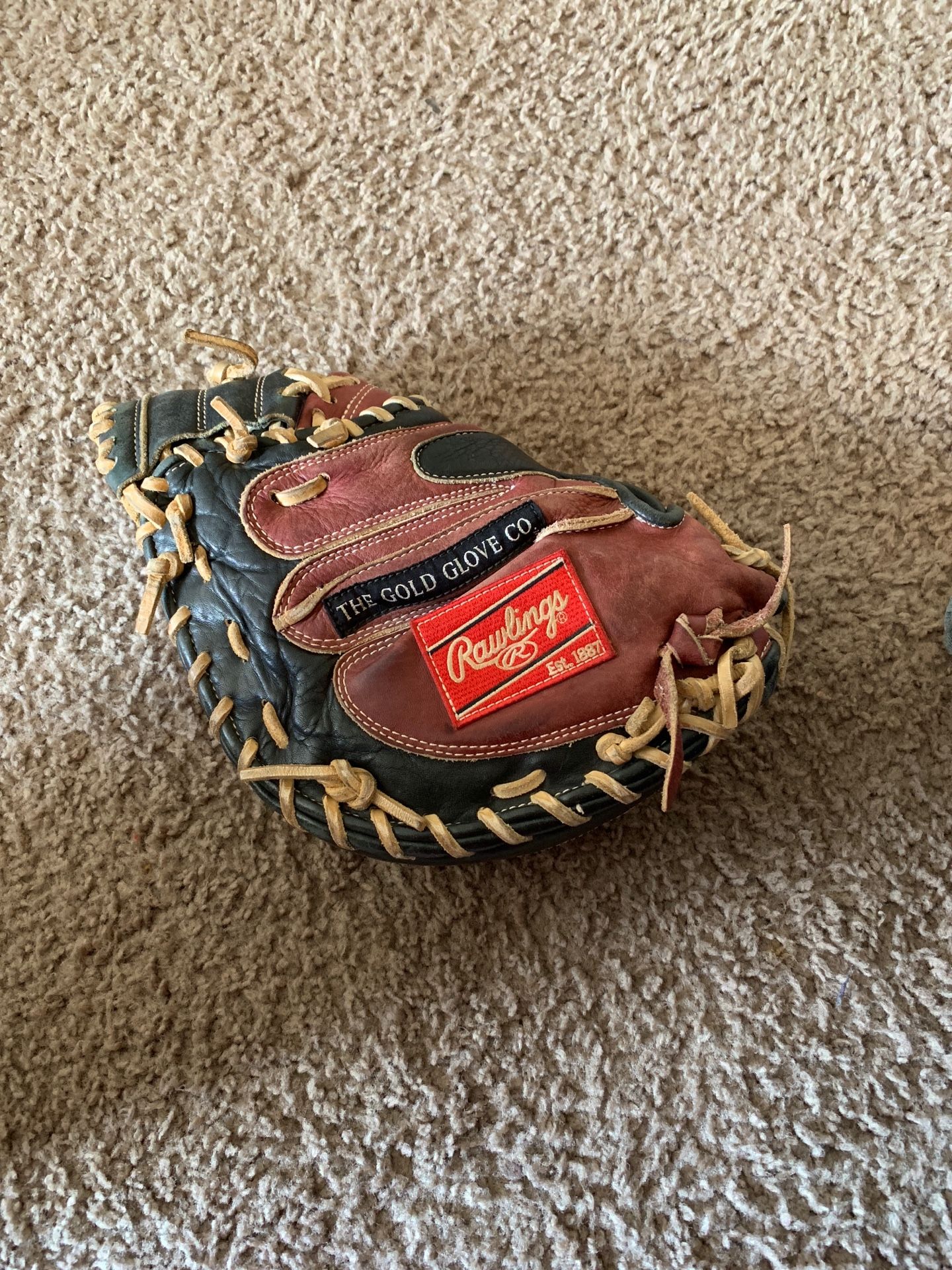 Rawlings baseball glove
