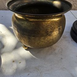 Brass Spitoon. Vintage Antique. 