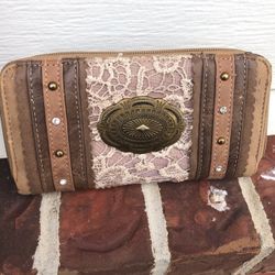 Purse And Wallet 