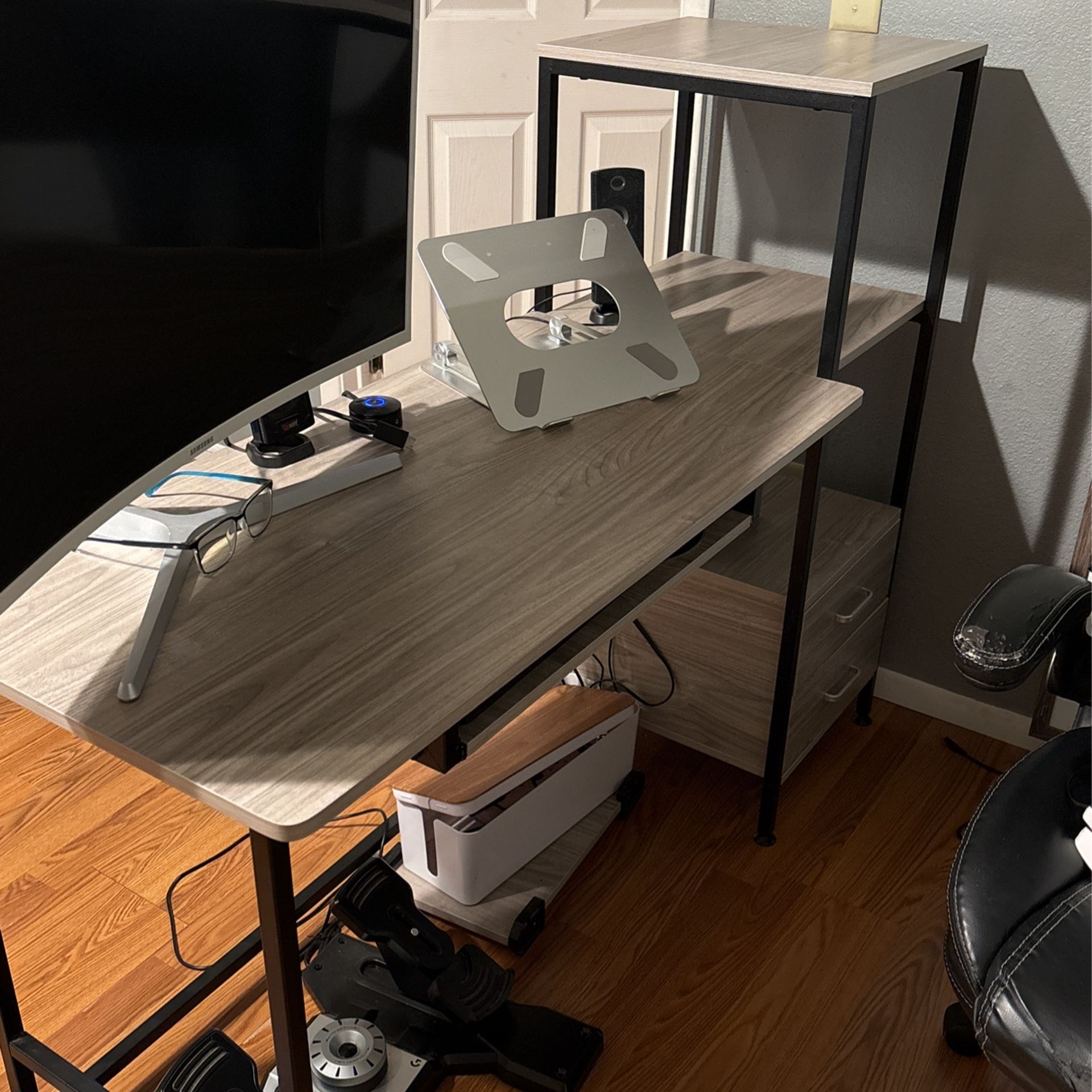 Computer Desk