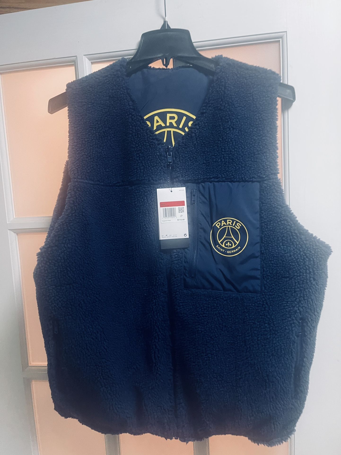 NIKE VEST REVERSIBLE NEW WITH TAGS