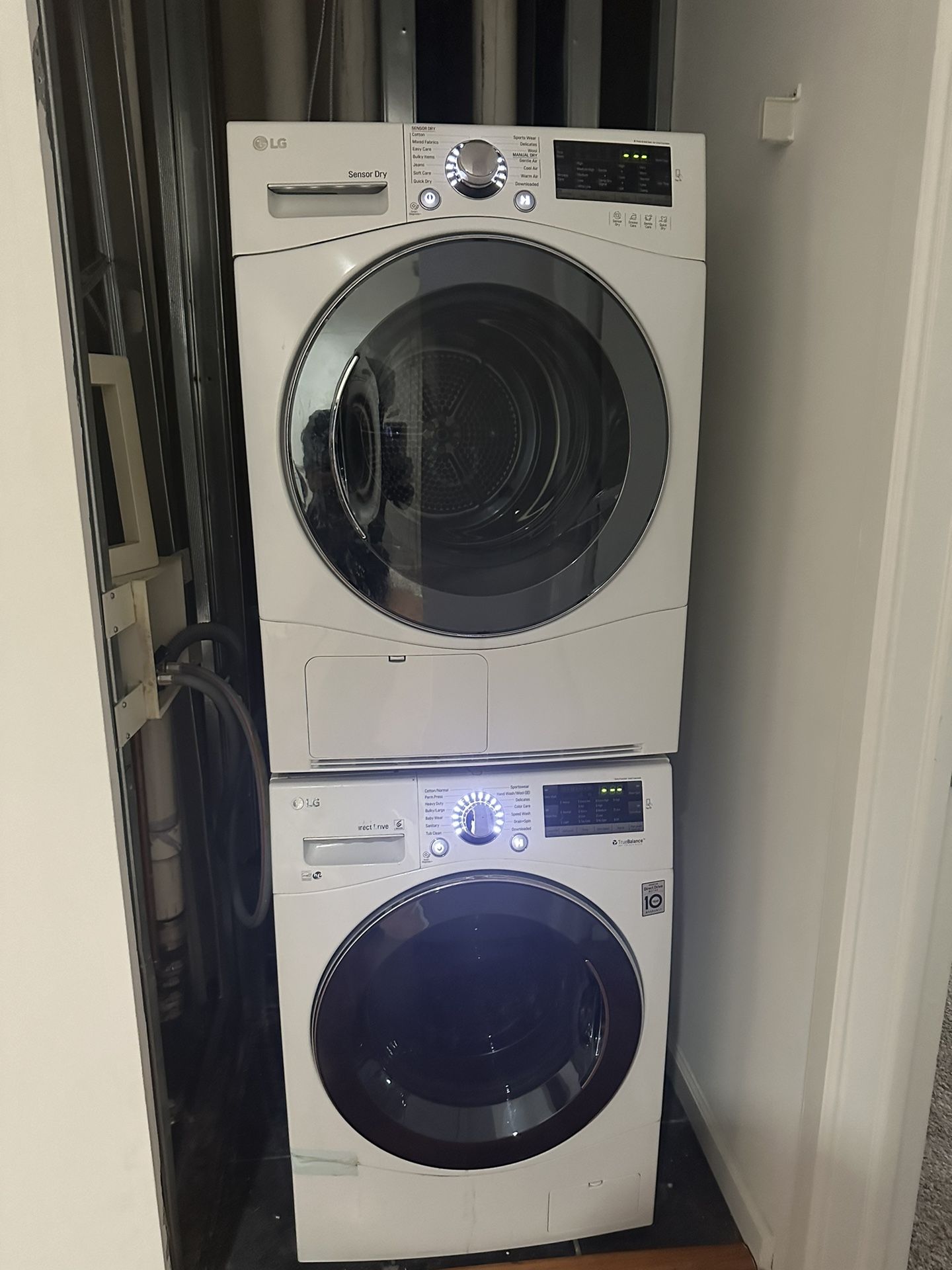 LG WashTower Laundry Center - Washer & Dryer