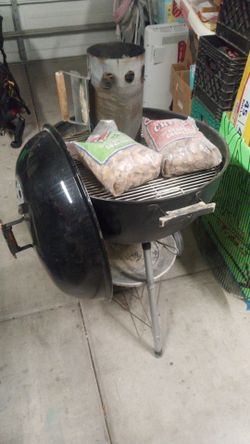 Weber Grill  w/Smoker Conversion